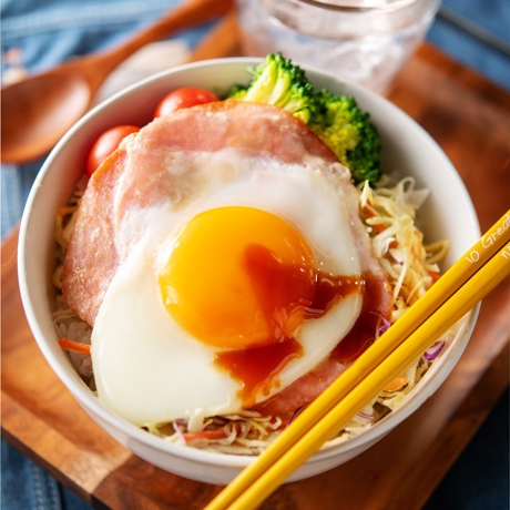 ハムエッグ丼