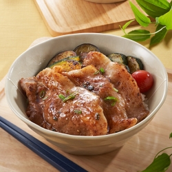 豚かば丼 夏野菜添え