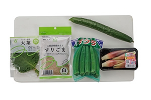 夏野菜のごま味噌汁