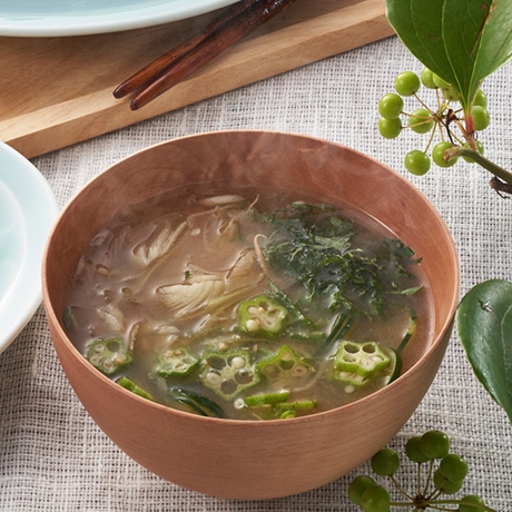 夏野菜のごま味噌汁