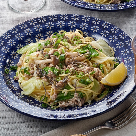 豚肉とキャベツの塩こんぶクリームパスタ