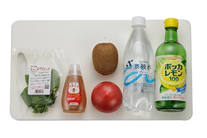 トマトとすいかのレモンスムージー&キウイサワースカッシュ
