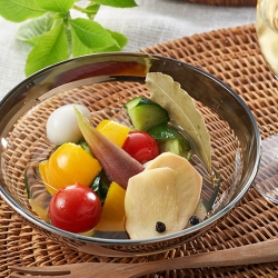 夏野菜のジンジャーピクルス