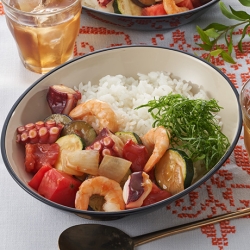 たこ&えびのスイートチリ炒め丼