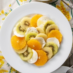 キウイのカプレーゼ