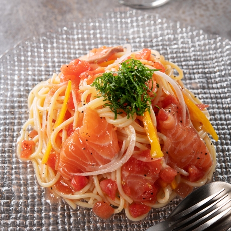 サーモンマリネの冷製パスタ