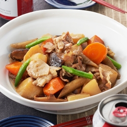 里芋と豚肉の煮物
