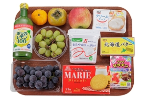 秋フルーツのレアチーズタルト