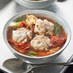 肉焼売のキムチスープ
