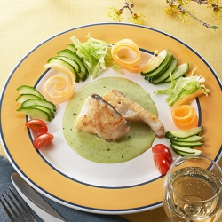 鱈のムニエル バジルマヨソース