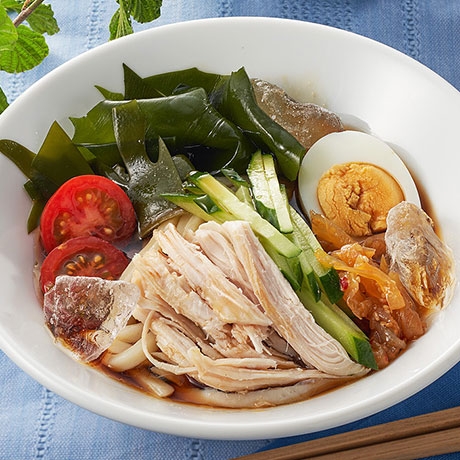 中華くらげとわかめの冷やしうどん