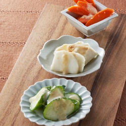 塩こうじで浅漬け